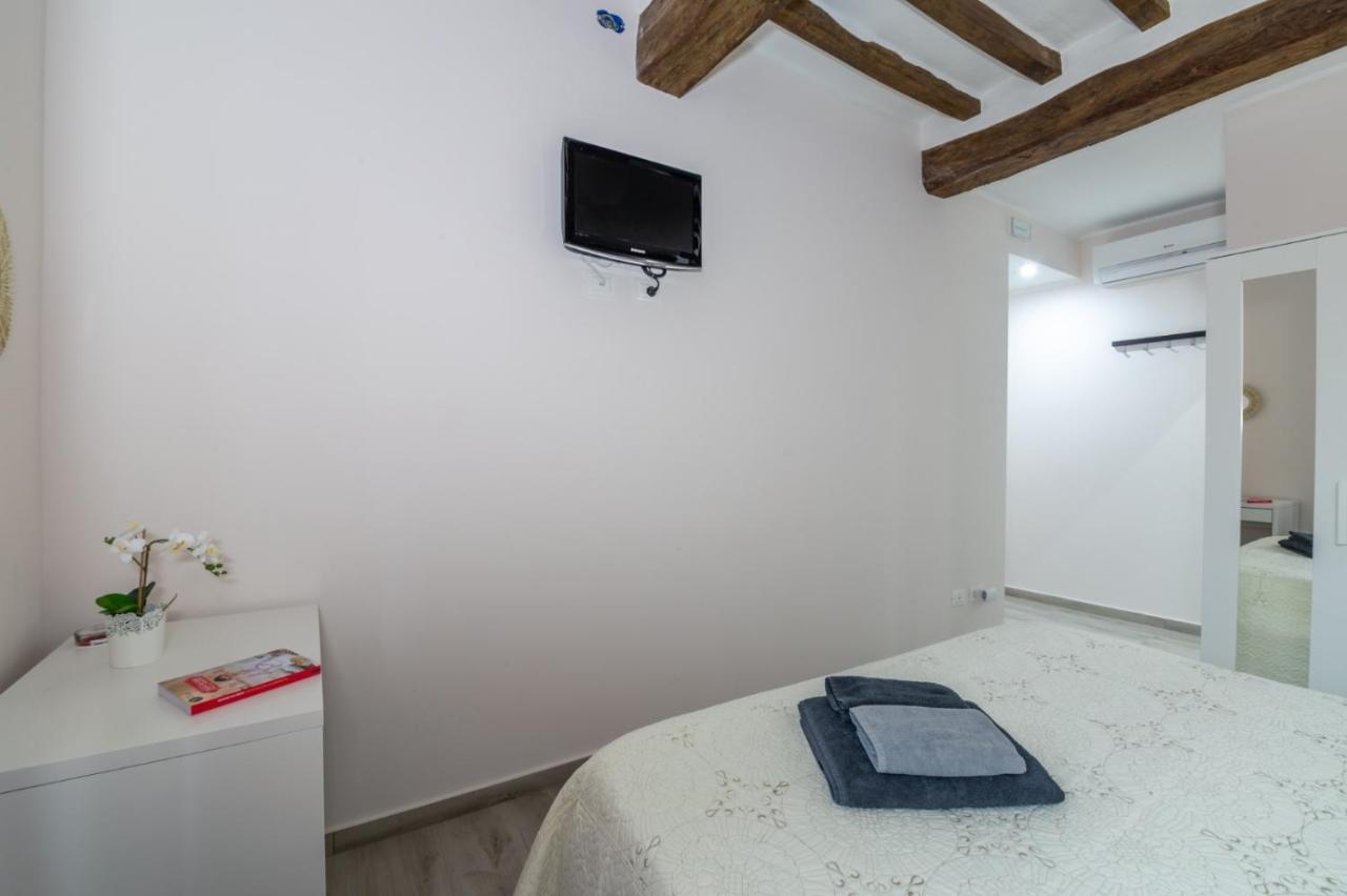 Residenza Borgo Guazzo Hotel Parma Luaran gambar