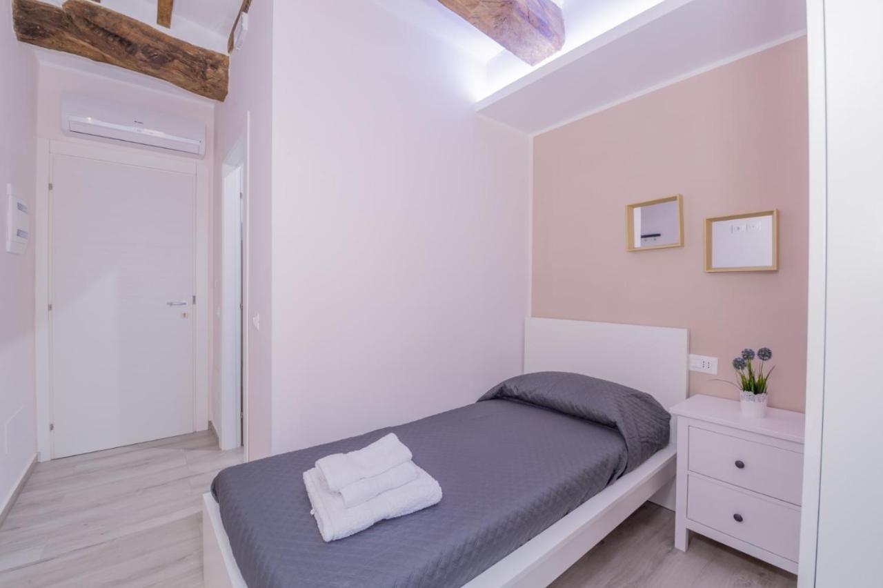 Residenza Borgo Guazzo Hotel Parma Luaran gambar