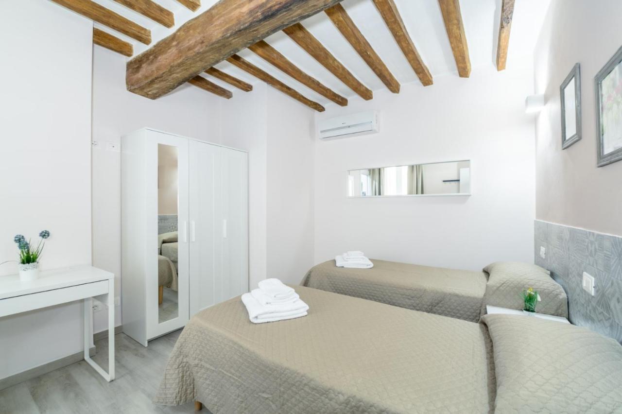 Residenza Borgo Guazzo Hotel Parma Luaran gambar